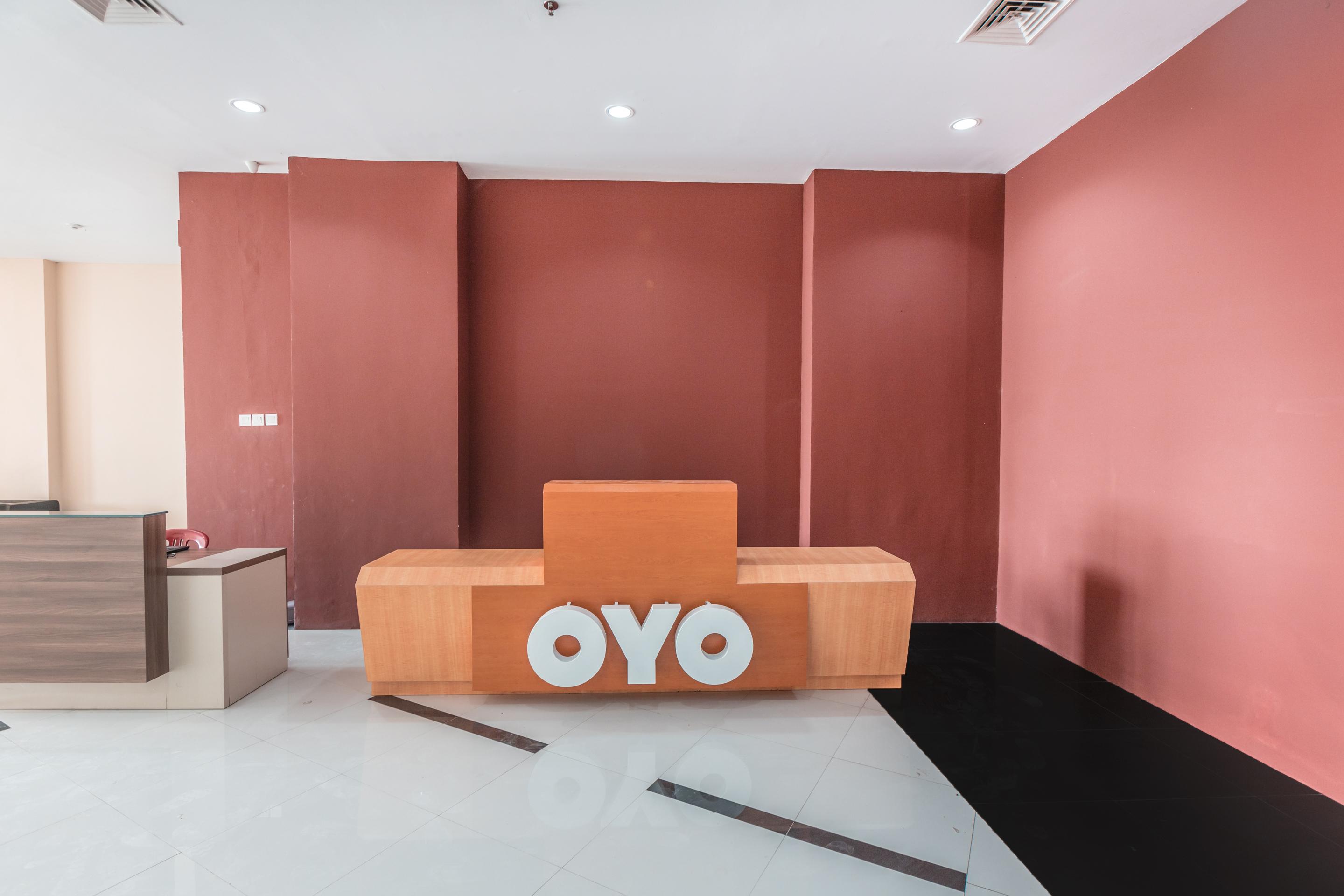 Oyo Flagship 766 Prima Orchard Hotel Бекаси Екстериор снимка